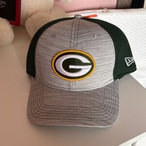 New Era Green Bay Packers Gray Heather Front with Dark Green Mesh Hat